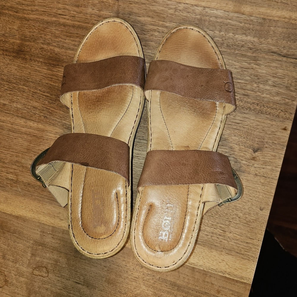 Born Emily Sandals. Brown Leather With Wood Grain Wedge.‎ Sz 10